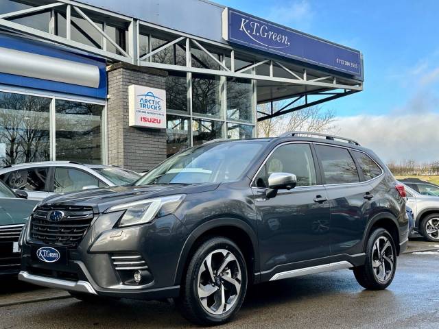 Subaru Forester 2.0 e-Boxer XE Premium SUV 5dr Petrol Hybrid Lineartronic 4WD Euro 6 (s/s) (150 ps) SUV Hybrid GREY